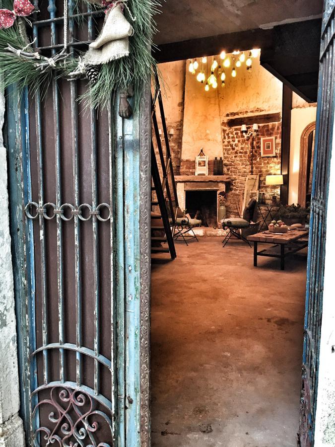Art Design Otel Urla Bagian luar foto